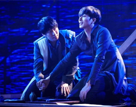 ↑성두섭 김재범 등이 주연해 지난해 초연한 뮤지컬 '풍월주' (사진제공=CJ E&M)