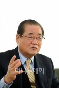 ↑이종찬 전 국정원장