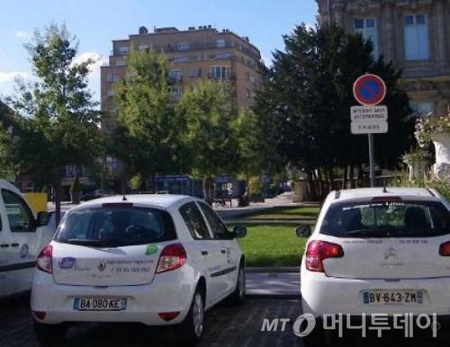 ↑프랑스 릴 시청이 지원해 운영 중인 '자동차공유협동조합(Lilas, 이하 '릴라스')'이 보유한 차량. 릴라스는 필요할 때만 자동차를 빌려쓰는 '카셰어링Car-Sharing)' 사업을 하는 '공익협동조합'이다. ⓒ릴라스