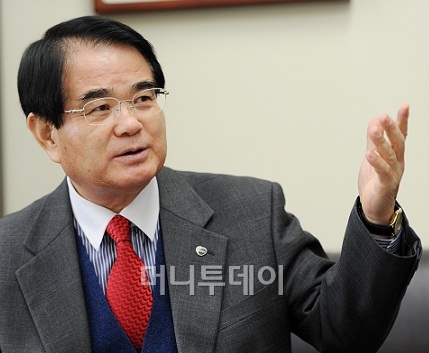 ↑홍기정 모두투어 사장은 유커 수용태세를 잘 갖추는 것이 국내 관광업의 과제라고 말한다.(사진=구혜정기자)