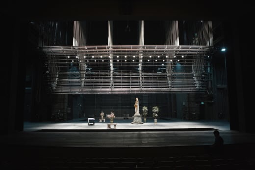 ↑예술의전당 측은 CJ토월극장의 재개관을 앞두고 지난 29일 시연회를 통해 최첨단 전자동 무대 설비를 선보였다.(사진제공=예술의전당)