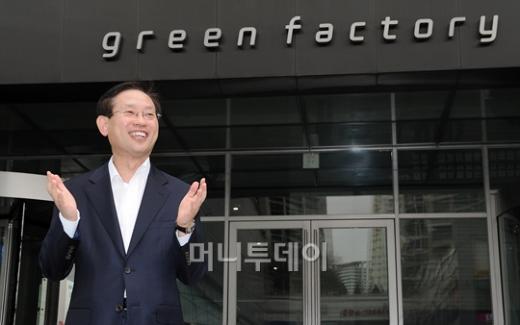 ↑김상헌 NHN 대표이사. 김 대표는 NHN 그린팩토리에서 진행한 약 2시간의 인터뷰 동안 NHN과 관련한 오해에 대한 해명과 향후 청사진을 제시하는데 주력했다.