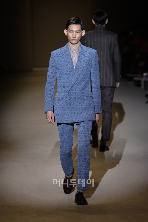 ⓒ디자이너 김서룡 김서룡 옴므(Kimseoryong homme)