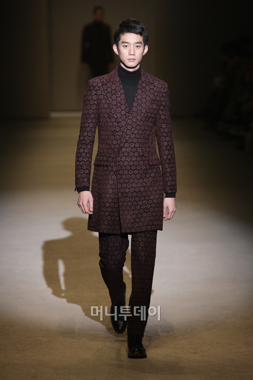 ⓒ디자이너 김서룡 김서룡 옴므(Kimseoryong homme)