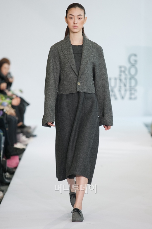 ⓒ디자이너 김선호 그라운드웨이브(GROUNDWAVE)