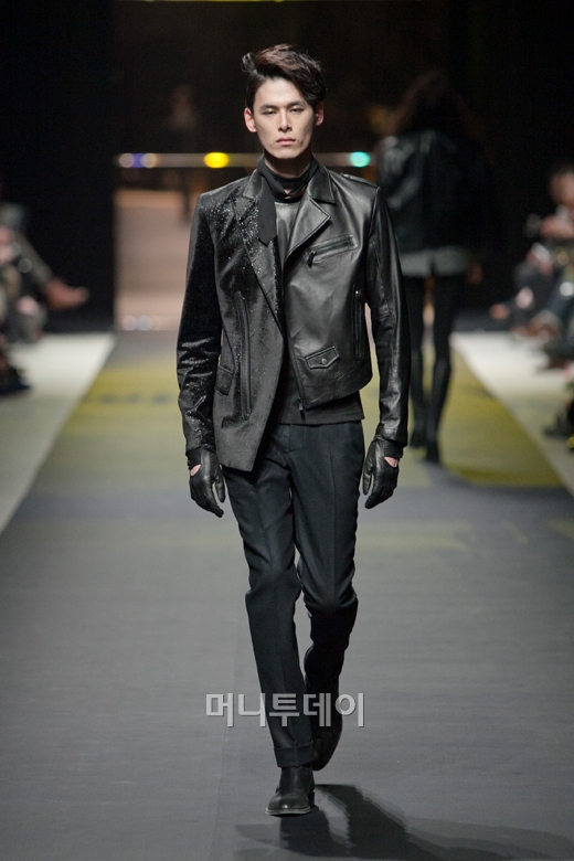 ⓒ디자이너 정두영 반하트 디 알바자(VanHart di Albazar)