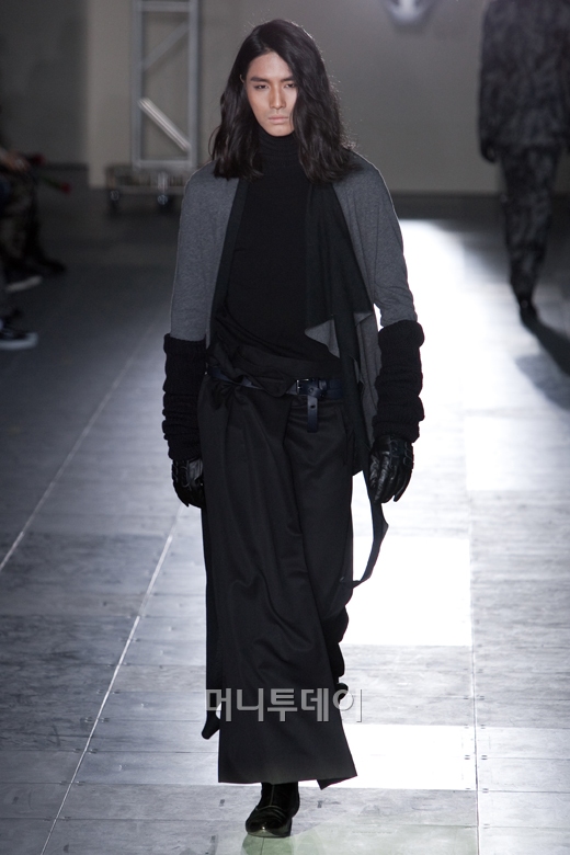 ⓒ디자이너 이주영 레쥬렉션(RESURRECTION)