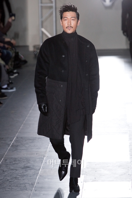 ⓒ디자이너 이주영 레쥬렉션(RESURRECTION)