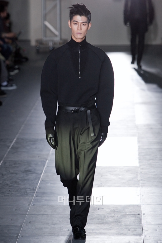 ⓒ디자이너 이주영 레쥬렉션(RESURRECTION)