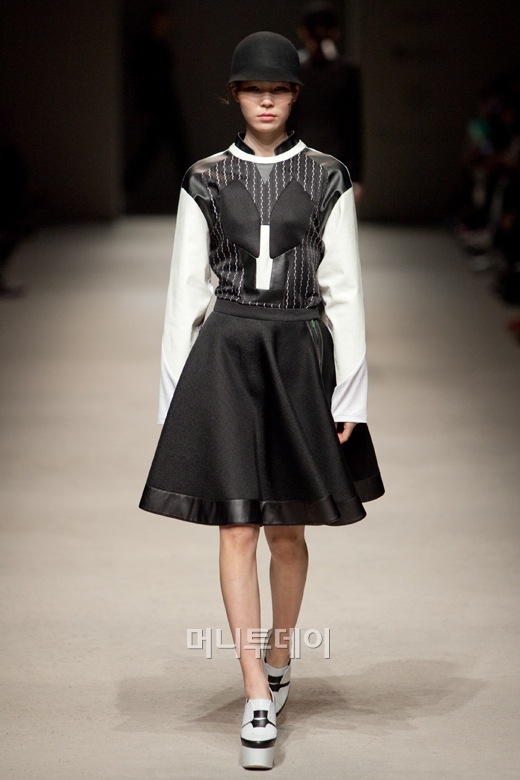 ⓒ디자이너 이석태 칼 이석태(KAAL E.SUKTAE)