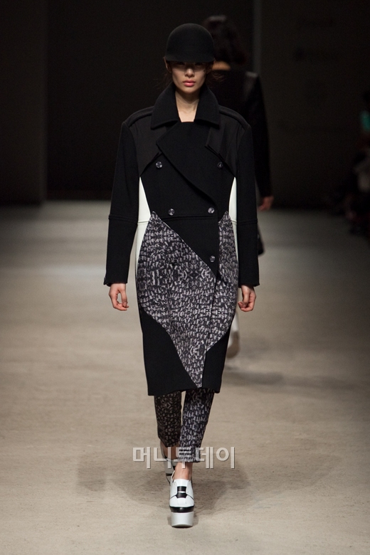 ⓒ디자이너 이석태 칼 이석태(KAAL E.SUKTAE)