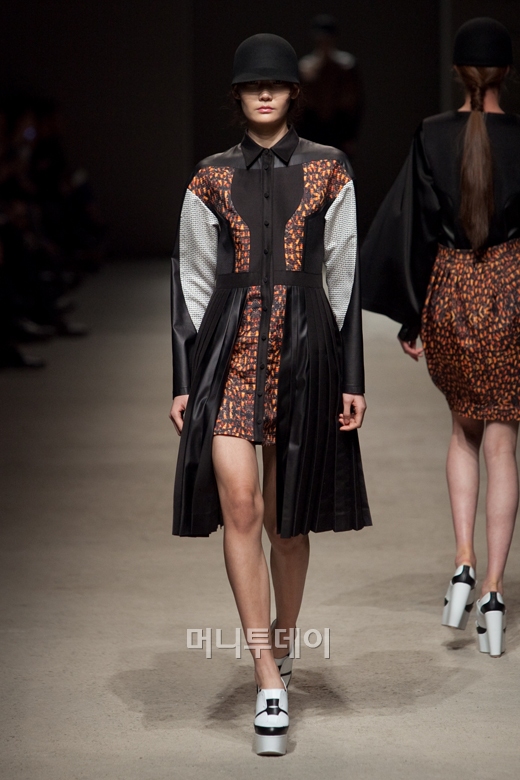 ⓒ디자이너 이석태 칼 이석태(KAAL E.SUKTAE)