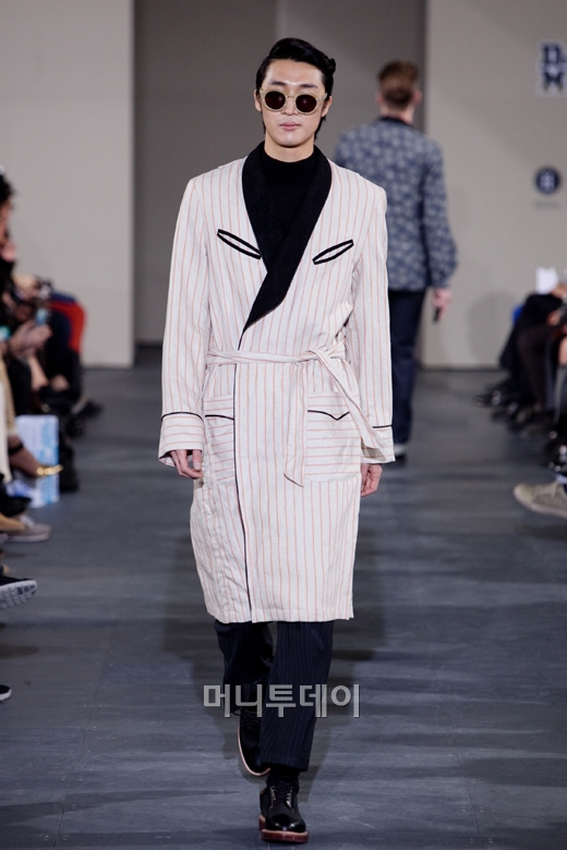 ⓒ디자이너 김경민 스니저 퍼레이드(sneezer parade)