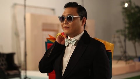 싸이는 '강남스타일'을 통해서도 흥미를 유발했던 한국 쇼핑의 매력도 홍보한다(사진=한국관광공사)