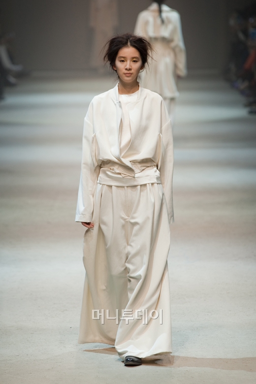 ⓒ디자이너 문영희 문영희(MOONYOUNGHEE)