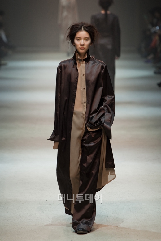 ⓒ디자이너 문영희 문영희(MOONYOUNGHEE)