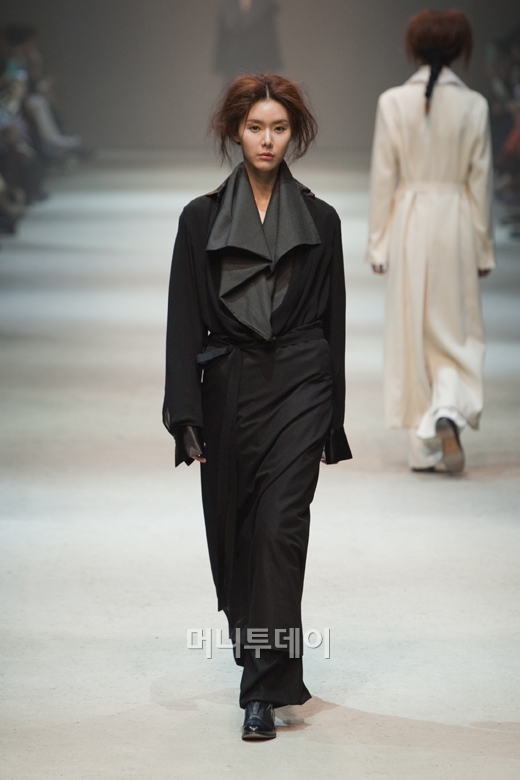 ⓒ디자이너 문영희 문영희(MOONYOUNGHEE)