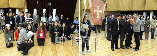 ↑오페라 '아이다' 연습실에서 연기지도 중인 연출가 김학민 (사진제공=세종문화회관)