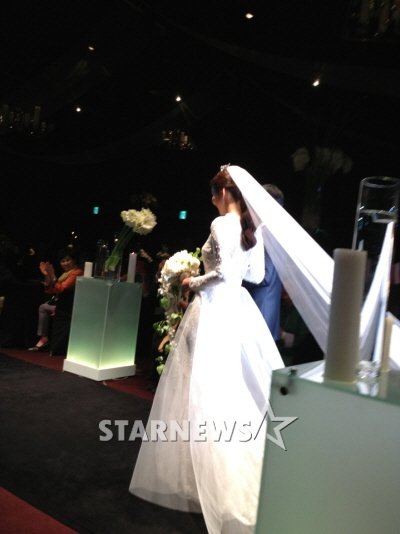 신부 박솔미의 아름다운 자태 ⓒ스타뉴스
