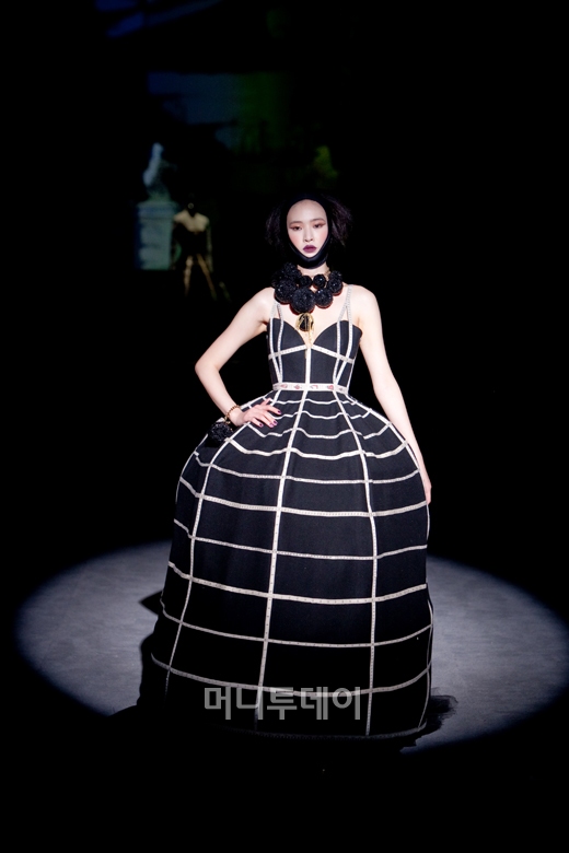 ©디자이너 지춘희 미스지 컬렉션(Missgee Collection)