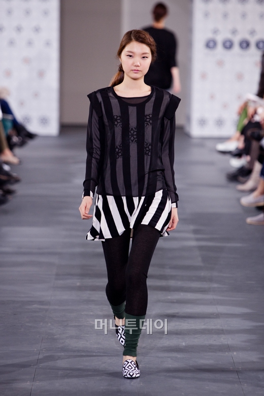 ©디자이너 조은애 티백(ti:baeg)