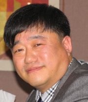 ↑박희재 에스엔유 대표