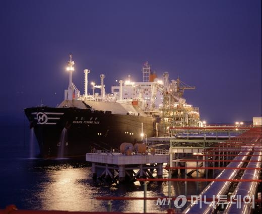 한국가스공사 통영기지/사진= 정진우 기자