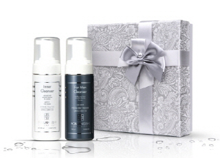 순 식물성 성분을 바탕으로 잦은 피로와 스트레스, 영양소 불균형 등 예민해진 현대인들의 건강과 청결을 위한 남성 및 여성 청결제/사진제공=(주) 포블랑시