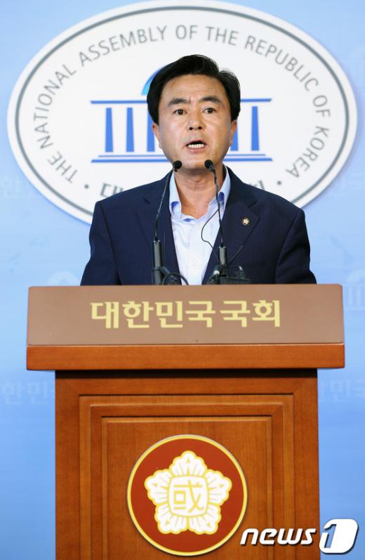 김태흠 새누리당 원내대변인/뉴스1