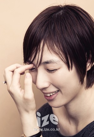 ⓒ 이진혁 (스튜디오 핑퐁)