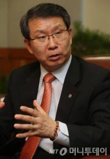 2013.08.07 김근수 여신금융협회장 인터뷰