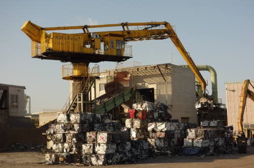 츠츠미공장 연못 전경. 공장 폐수를 정화한 물로 연못을 조성했다/사진제공=한국토요타