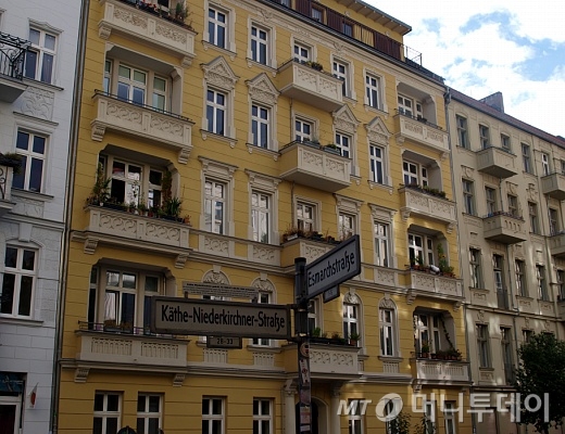 독일 베를린 인근의 사회주택(임대주택). 일반주택과 섞여 있어 외관만으로는 알 수 없다./사진=송학주 기자