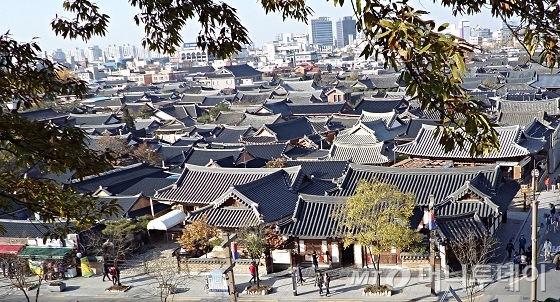 오목대에서 내려다본 전주한옥마을 / 사진=김유경기자