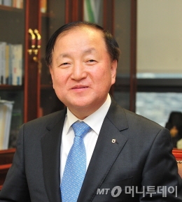 김주하 농협은행장