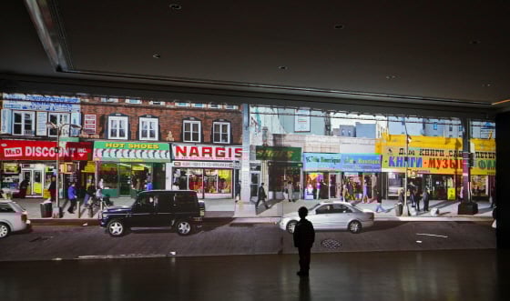 정연두 'Six Points', 싱글채널 비디오 프로젝션, 28:44 min, 2010 ⓒ정연두