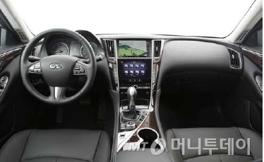 Q50 인테리어(사진=한국닛산)