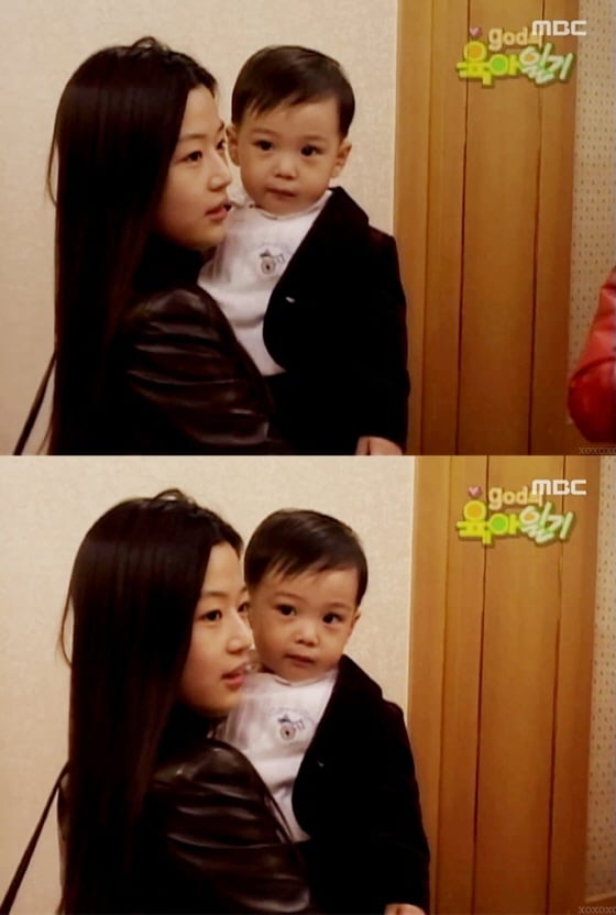 2000년 MBC 'god의 육아일기'에 출연한 배우 전지현/ 사진=디시인사이드 전지현 갤러리