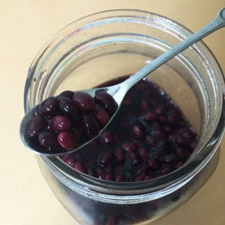 식초콩. 한 번에 약 10알 정도 먹으면 좋다. /사진=배영윤 기자