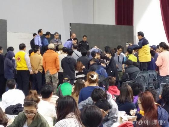 낮 12시30분쯤 전남 진도실내체육관의 모습./사진=박상빈 기자