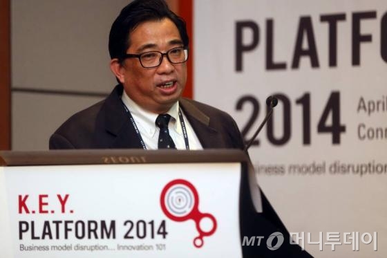 시킨 창 써니월드프로터티 디벨롭먼트 코퍼레이션 최고투자책임자가 23일 오후 서울 여의도 콘래드호텔에서 열린 머니투데이 키플랫폼 2014에서 '베트남 개발시장의 잠재력과 기회'를 주재로 발표하고 있다./사진=임성균 기자