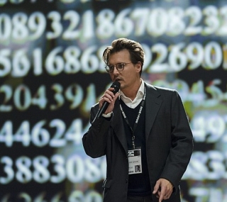 트렌센던스의 한 장면/사진=롯데엔터테인먼트