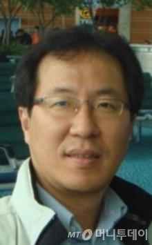 이항우 충북대 사회학과 교수