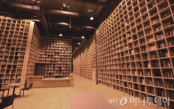 '지혜의 숲' 도서관 /사진제공=출판도시문화재단