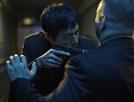 '우는 남자'의 한장면/사진=cj엔터테인먼트