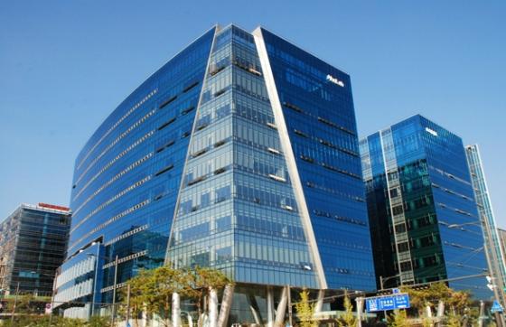 경기 성남에 위치한 안랩 사옥 외부 전경/사진제공=안랩