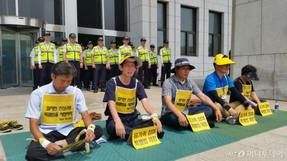 국회의사당과 광화문광장에서 14일부터 단식농성을 시작한 세월호 참사 유가족들. /사진=김유진 기자