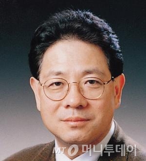 김영욱 교수