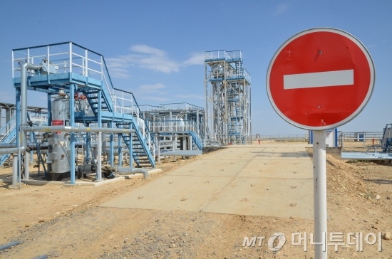 카자흐스탄 서부 만기스타우주에 위치한 아리스탄 광구의 원유정제시설 전경./사진=유영호기자