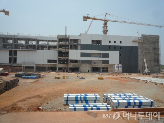 GS건설 인도네시아 이온몰 건설 현장./사진=김지산 기자